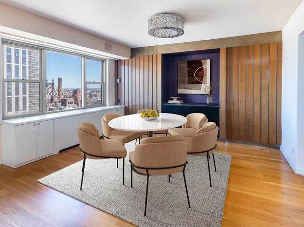 400 East 56th Street image 2 of 16