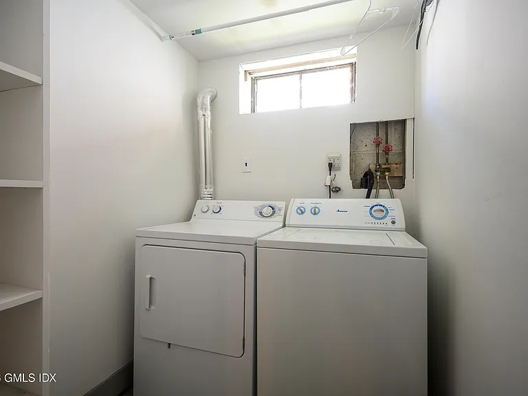 157 E Elm St #B — Photo 18