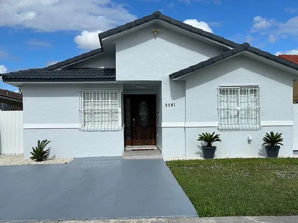 3281 W 70th St, Hialeah, FL 33018
