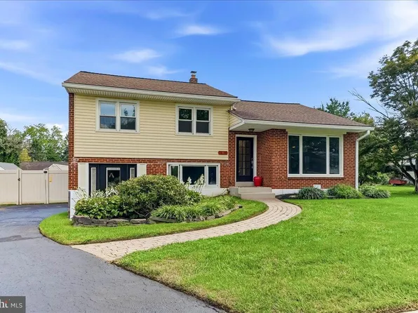 202 Ridge Ave, Kennett Square, PA 19348