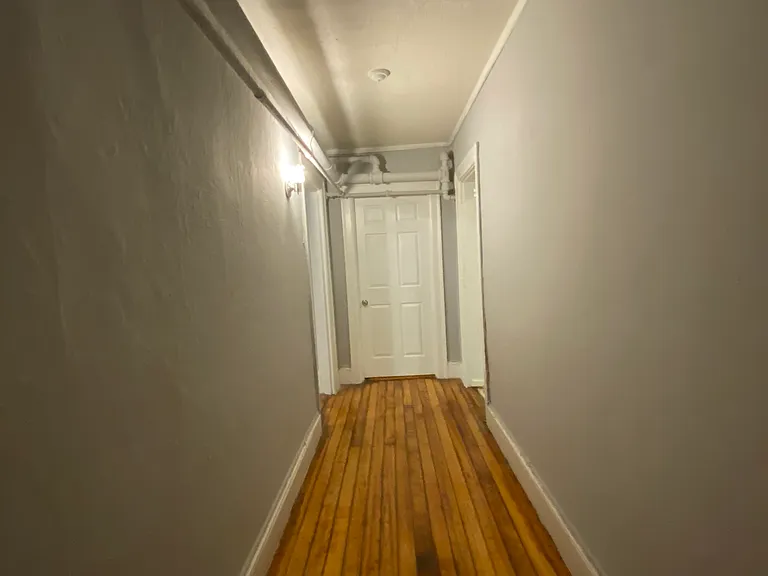 82 Elm St #3 — Photo 4