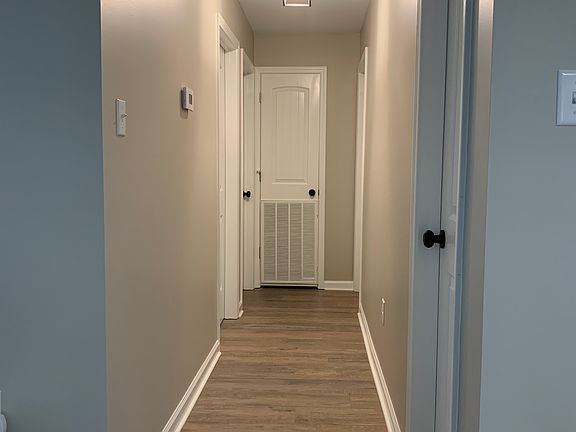 3rd image of 621 San Jacinto Cir