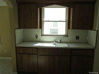 5th image of 14827 Keppen Ave