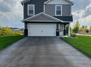 438 Wildflower Ct, Waverly, MN 55390