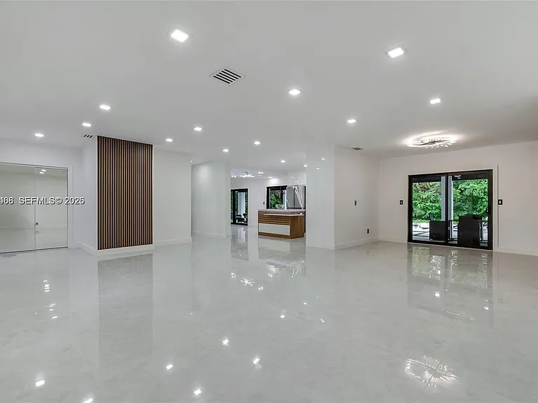 17203 SW 78th Pl — Photo 8