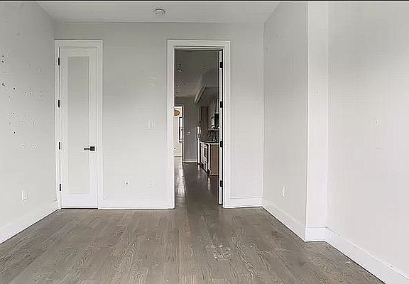2nd image of 1281 Nostrand Ave APT 3L