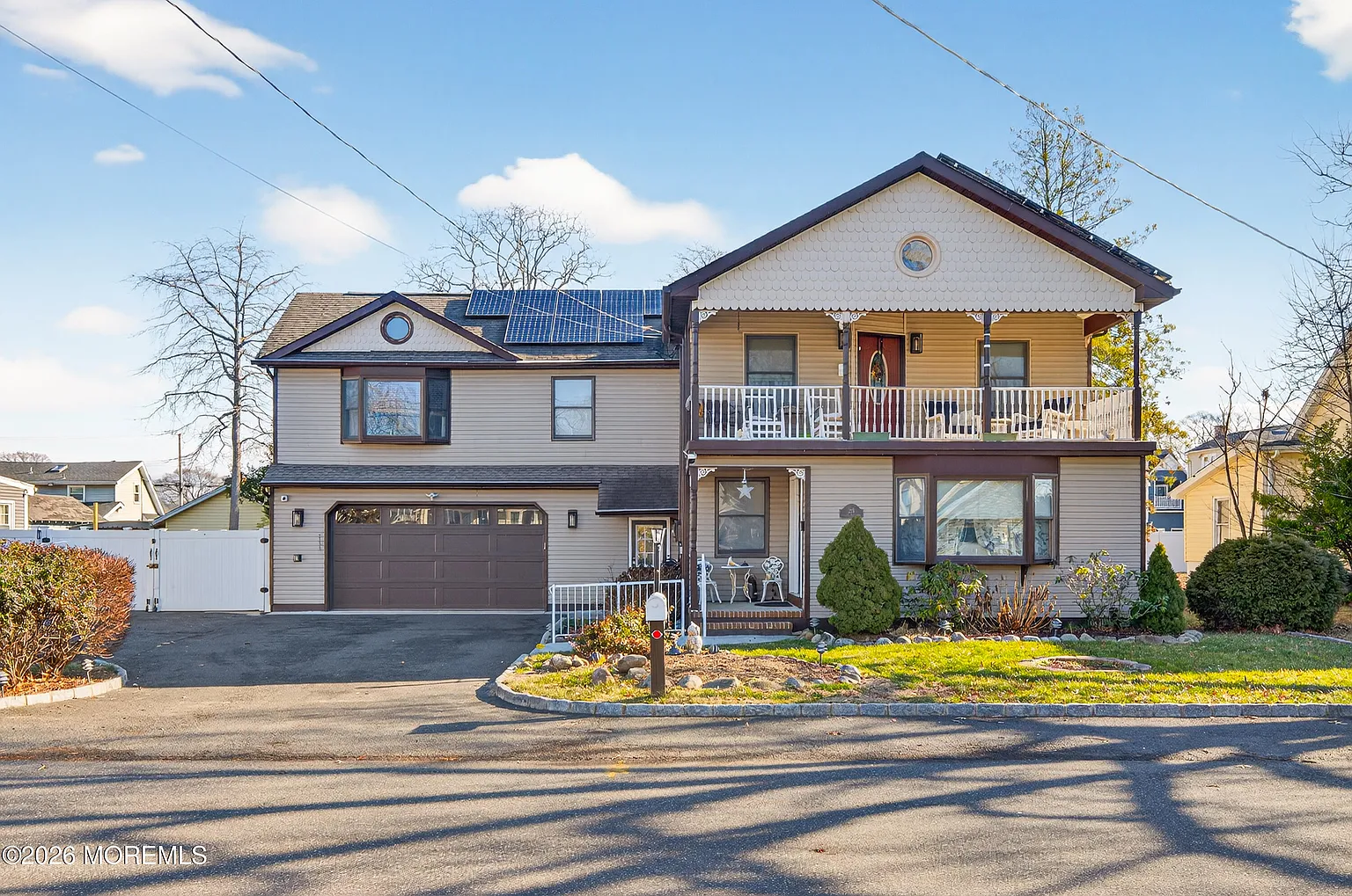 215 Fischer Boulevard photo 1