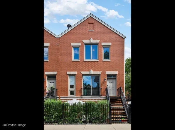 1542 W School St APT A, Chicago, IL 60657