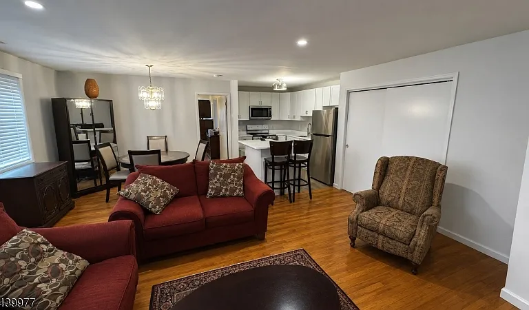 1 Edgewood Rd #1 — Photo 3