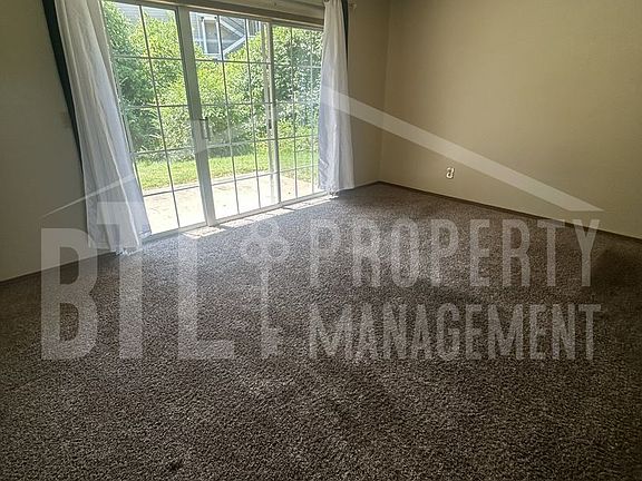 3rd image of 5 Memory Ln APT 5