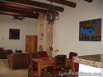 3rd image of 13 Camino Botanica