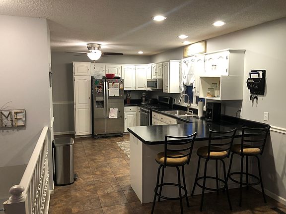 3rd image of 508 Don Marquis Dr
