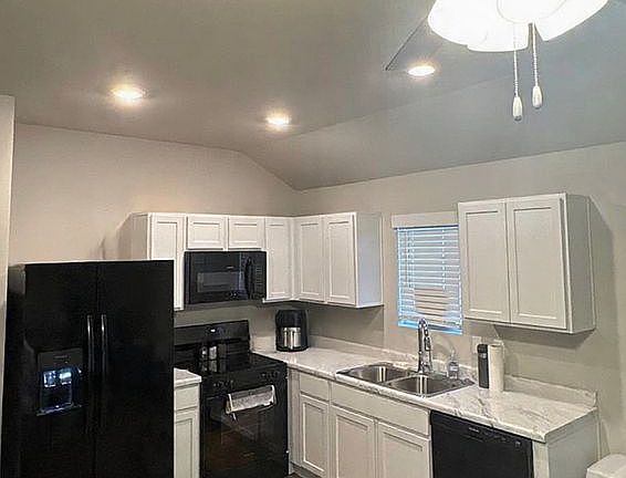 4th image of 7704 Melody Ln
