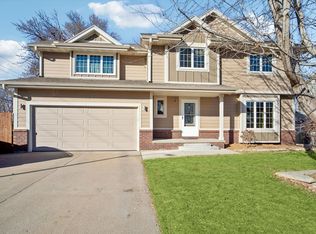 7123 N Valley Dr, Urbandale, IA 50322