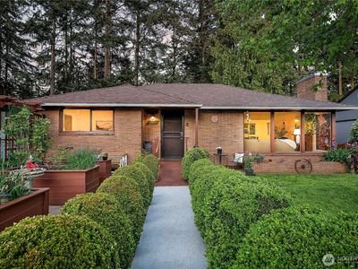 12320 3rd Avenue NE, Seattle, WA, 98125