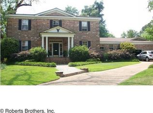 2001 Old Shell Rd, Mobile, AL 36607