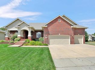 2925 N Pepper Ridge Ct, Wichita, KS 67205