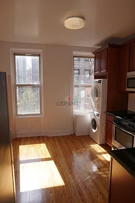 Rented by Citi Nest Group LLC | media 11