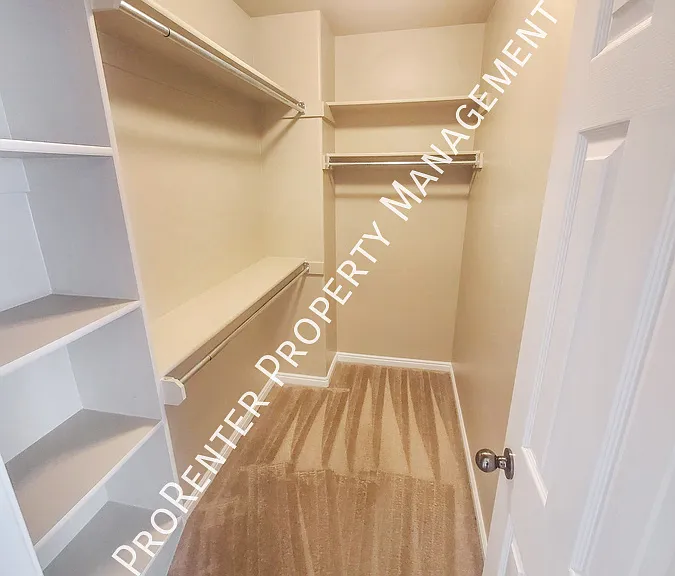 1062 S 1775 W — Photo 15