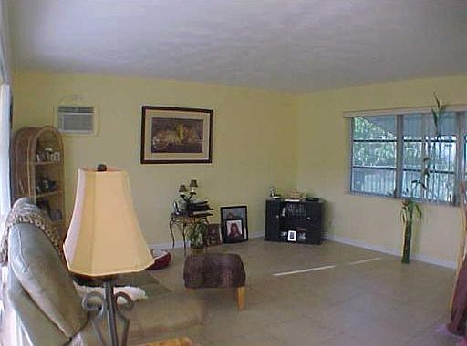 2nd image of 1522 Tropical Dr