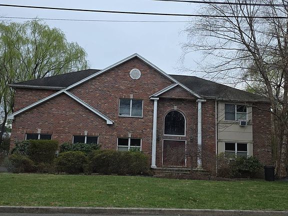 2nd image of 91 President Rd