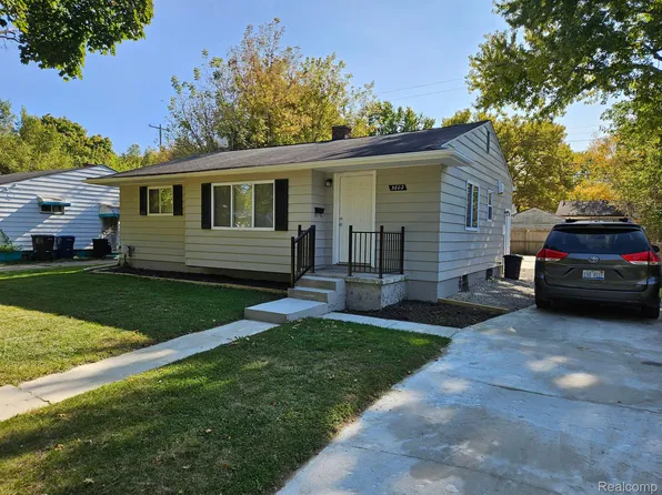 3602 Lynn St, Flint, MI 48503