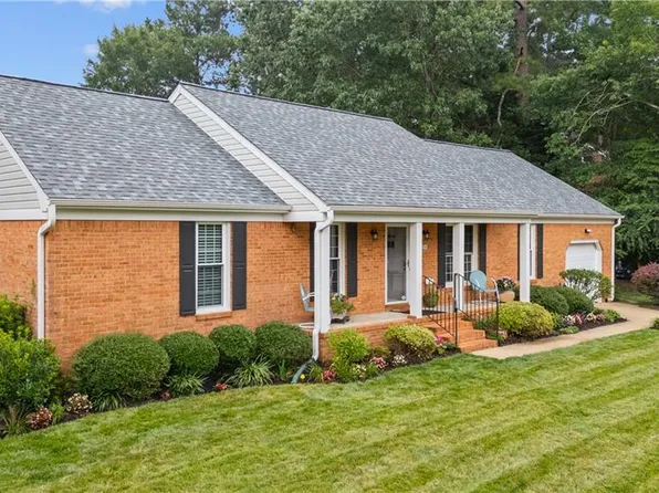 854 Jo Anne Cir, Chesapeake, VA 23322