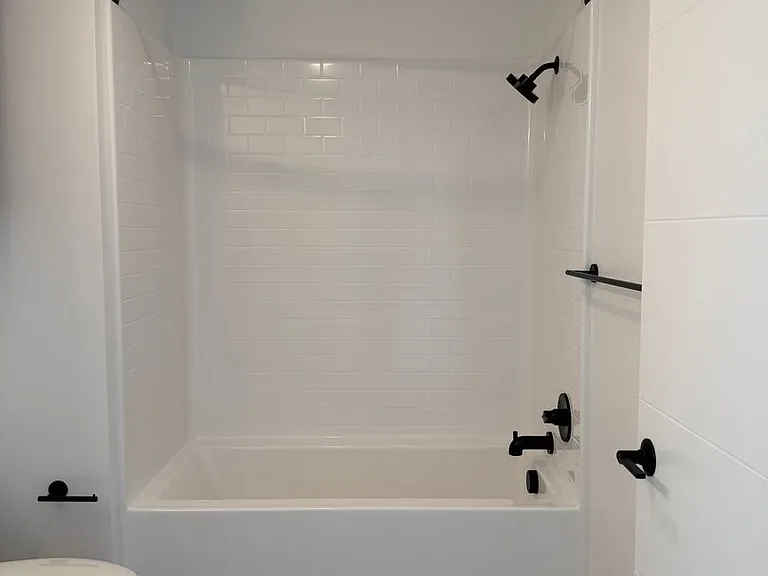 Rainford Apartments — Photo 103