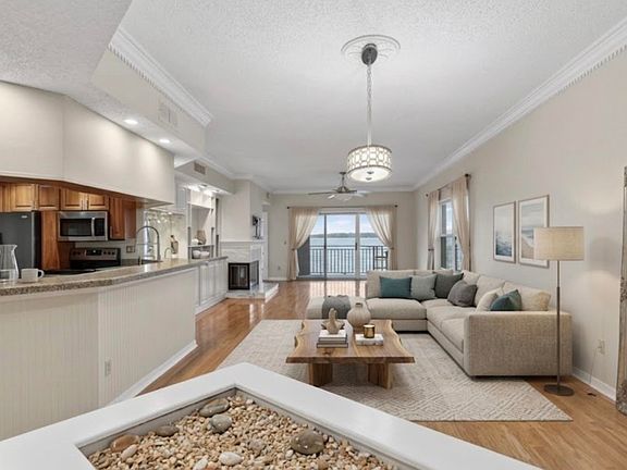 4th image of 2099 Winterbourne Dr E APT 306