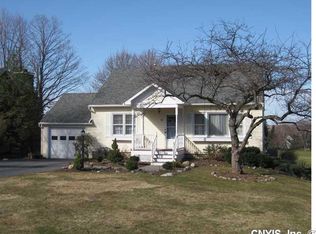 49 East St, Skaneateles, NY 13152