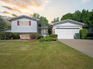 36621 Waltham Dr, Sterling Heights, MI