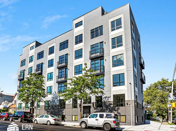 1489 Brooklyn Avenue