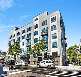 1489 Brooklyn Avenue in Farragut