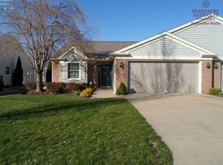 2008 Lakefield Dr, Huron, OH 44839
