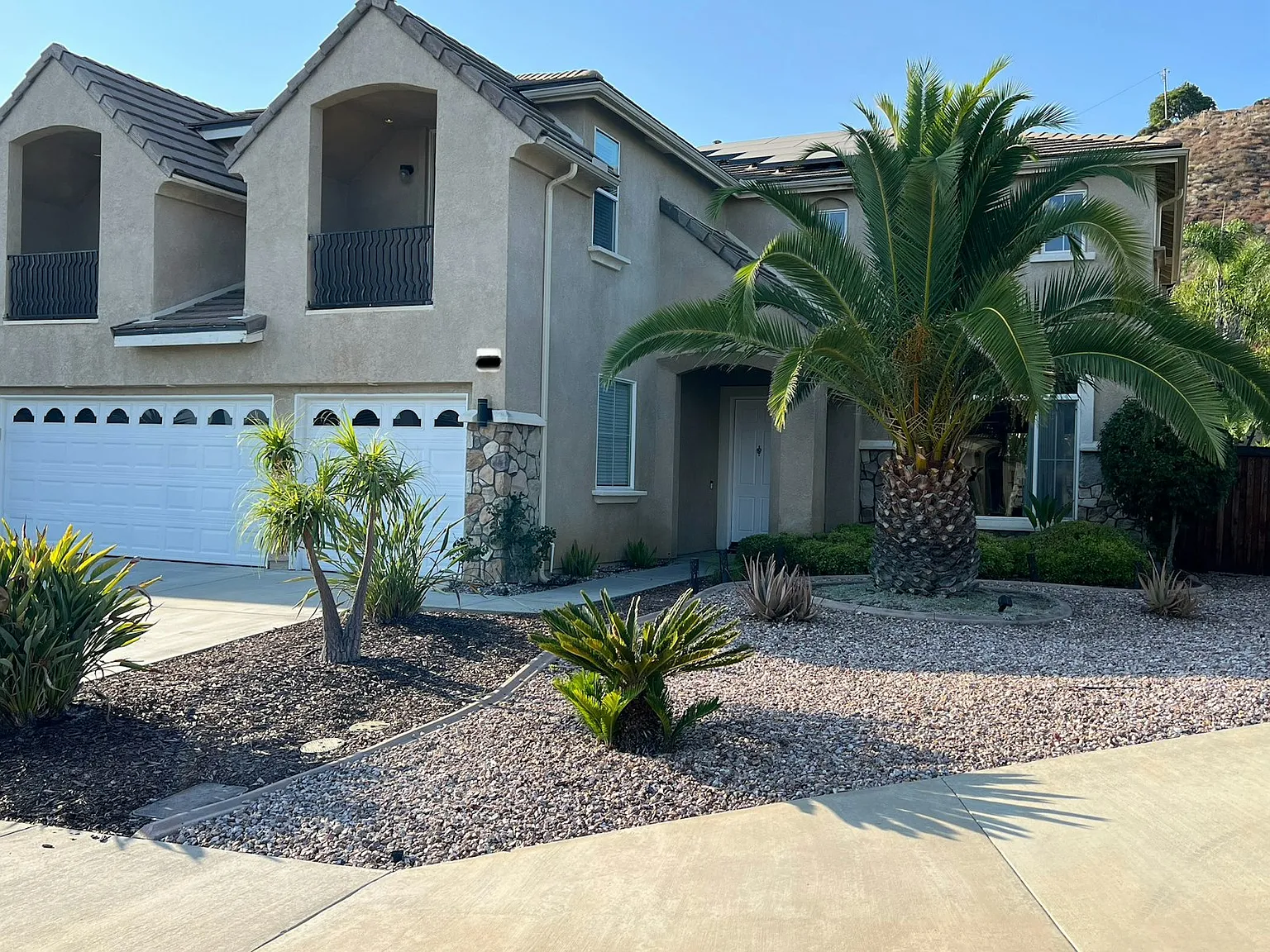 23990 Hollingsworth Dr — Photo 4