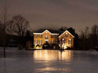 77 Thistle Ln, Hopewell Junction, NY 12533