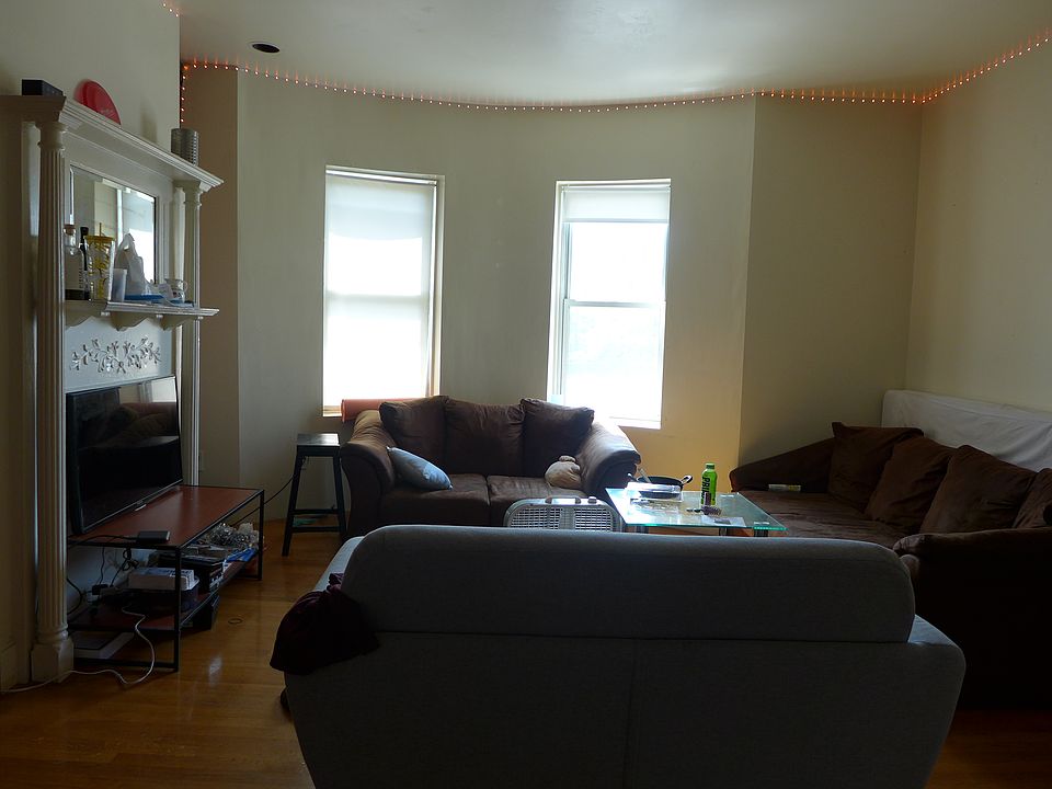 1st image of 16 S Huntington Ave #3