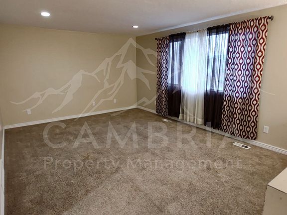 3rd image of 5219 W Woodledge Ave