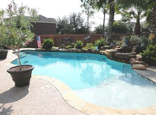 3547 Dry Creek Dr, Pasadena, TX 77505