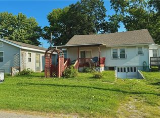 113 S Ardinger St, Hamilton, MO 64644
