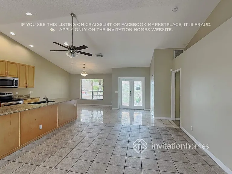 17745 Woodview Ter — Photo 4