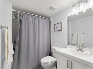 3740 N Jog Rd APT 104, Royal Palm Beach, FL 33411