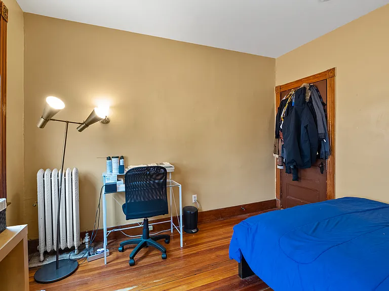 54 Chester Ave #2 — Photo 17