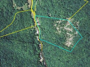 1560 Buckeye Branch Rd, Flat Lick, KY 40935