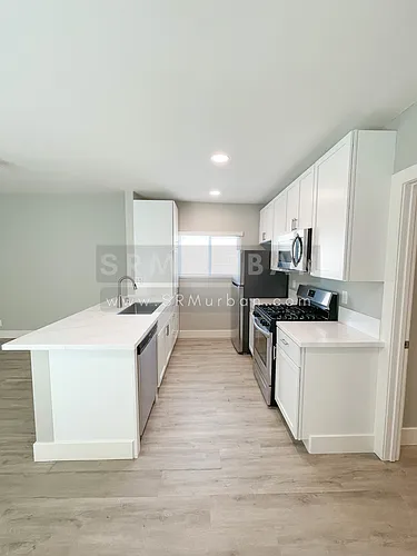 3770 40th St #10 Photo 1