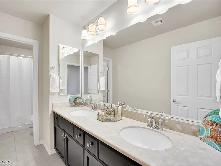 9770 Hawk Crest St — Photo 41