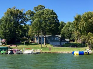 1945 Fagerness Point Rd, Wayzata, MN 55391