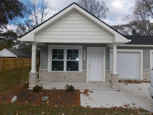 20442 Westland Dr, Southfield, MI 48075
