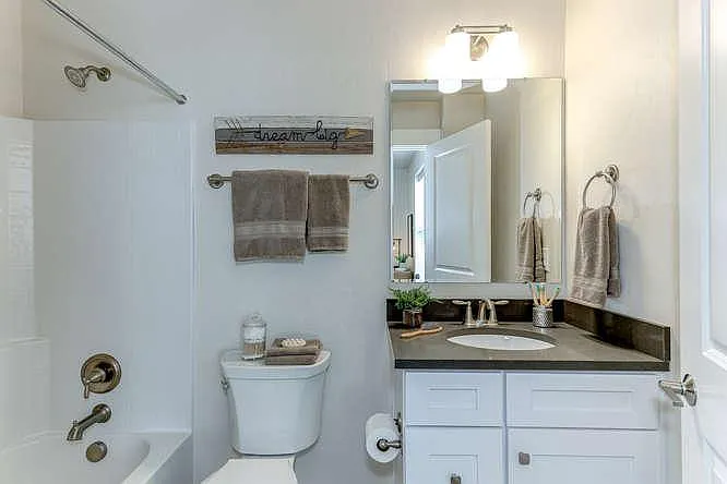 Cedar Crossing Luxury Townhomes — Photo 46