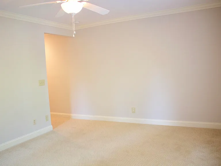 940 Saint Andrews Dr — Photo 30